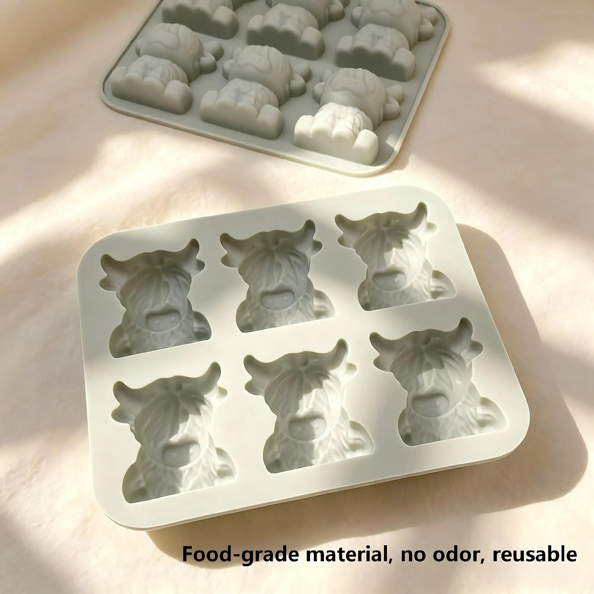 Highland Cow Silicone Mold – Ice Cubes, Chocolate & Crafts