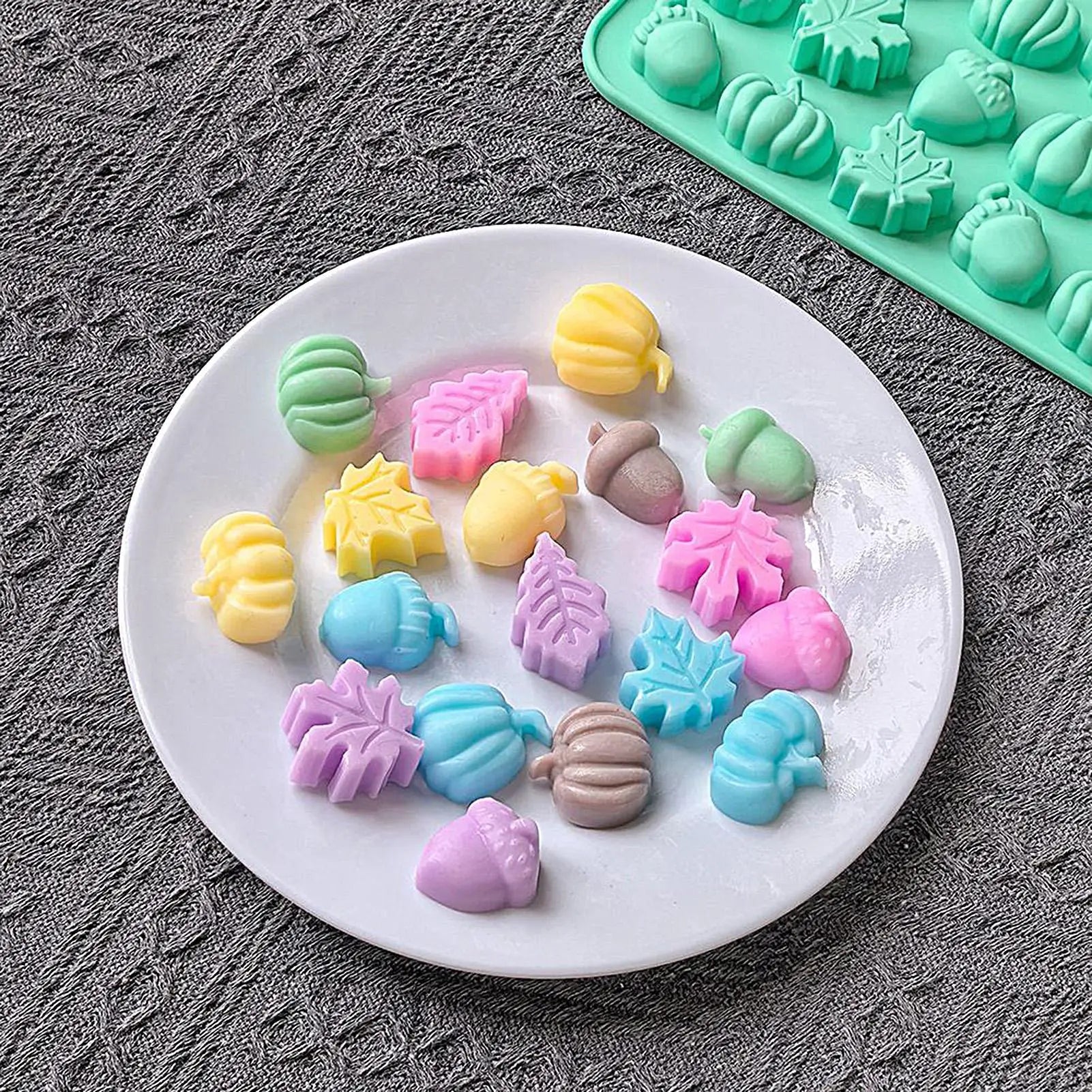 Mini Fall Silicone Mold Set - Pumpkin, Leaves & Acorn