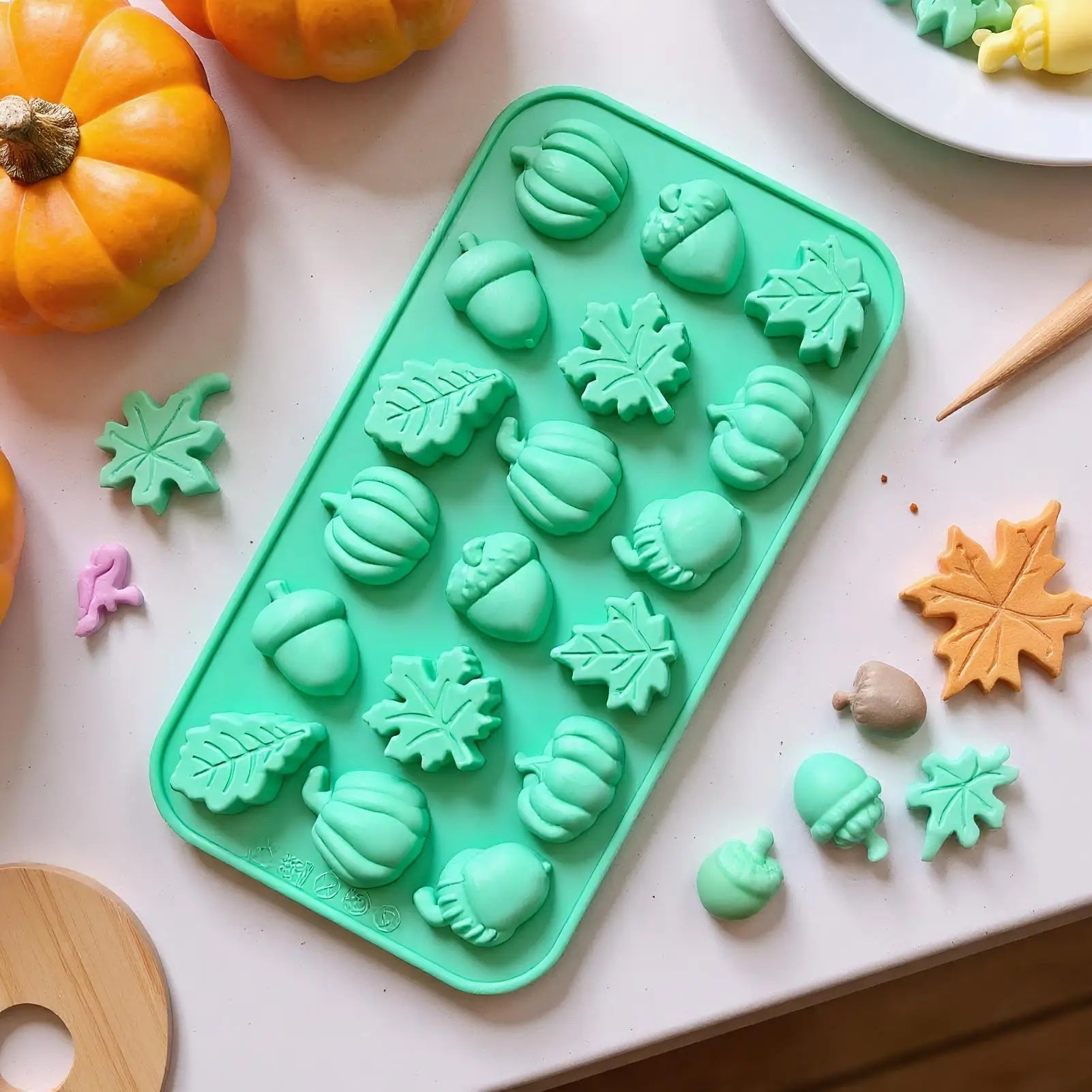 Mini Fall Silicone Mold Set - Pumpkin, Leaves & Acorn