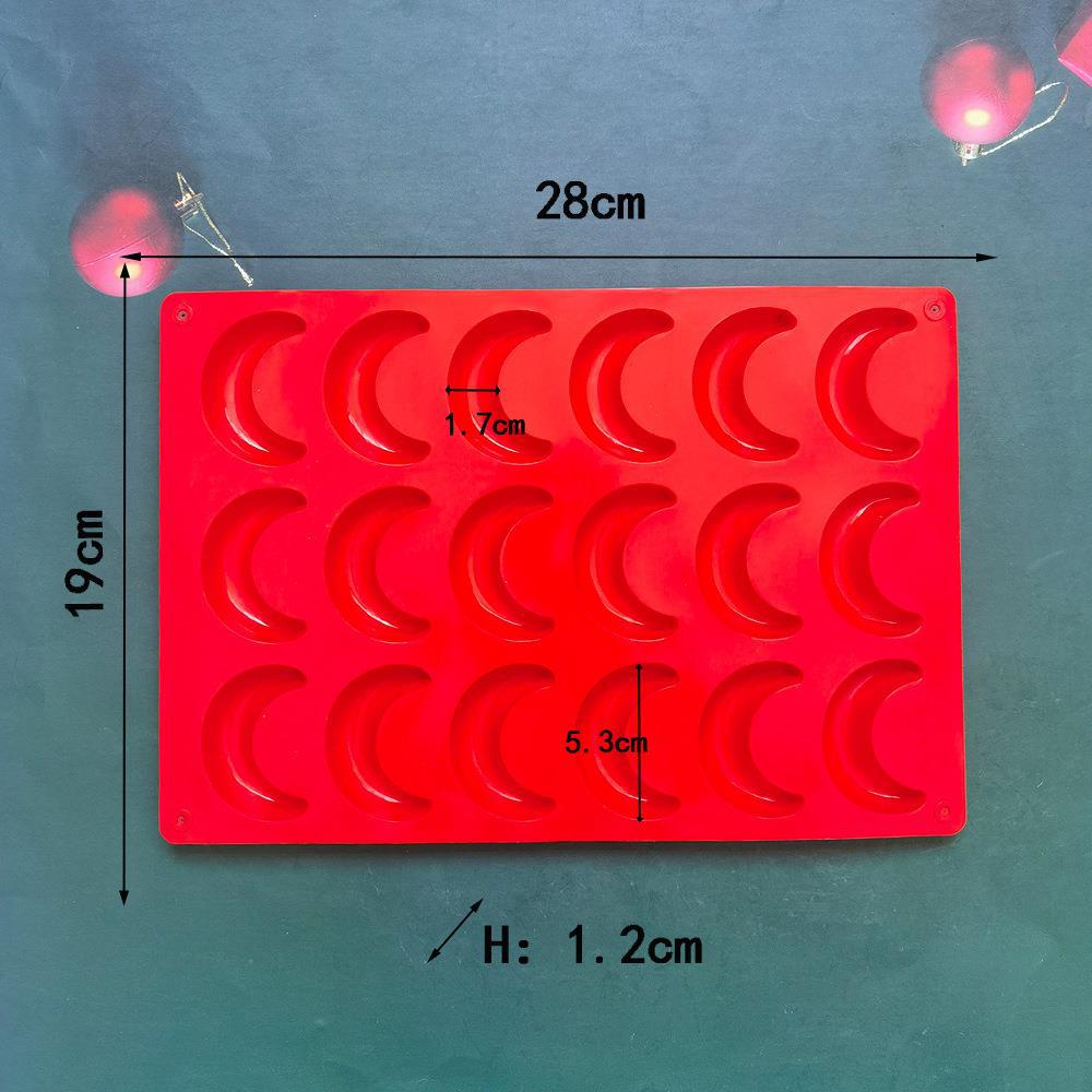 Crescent Moon Silicone Mold – Resin, Baking & Crafts
